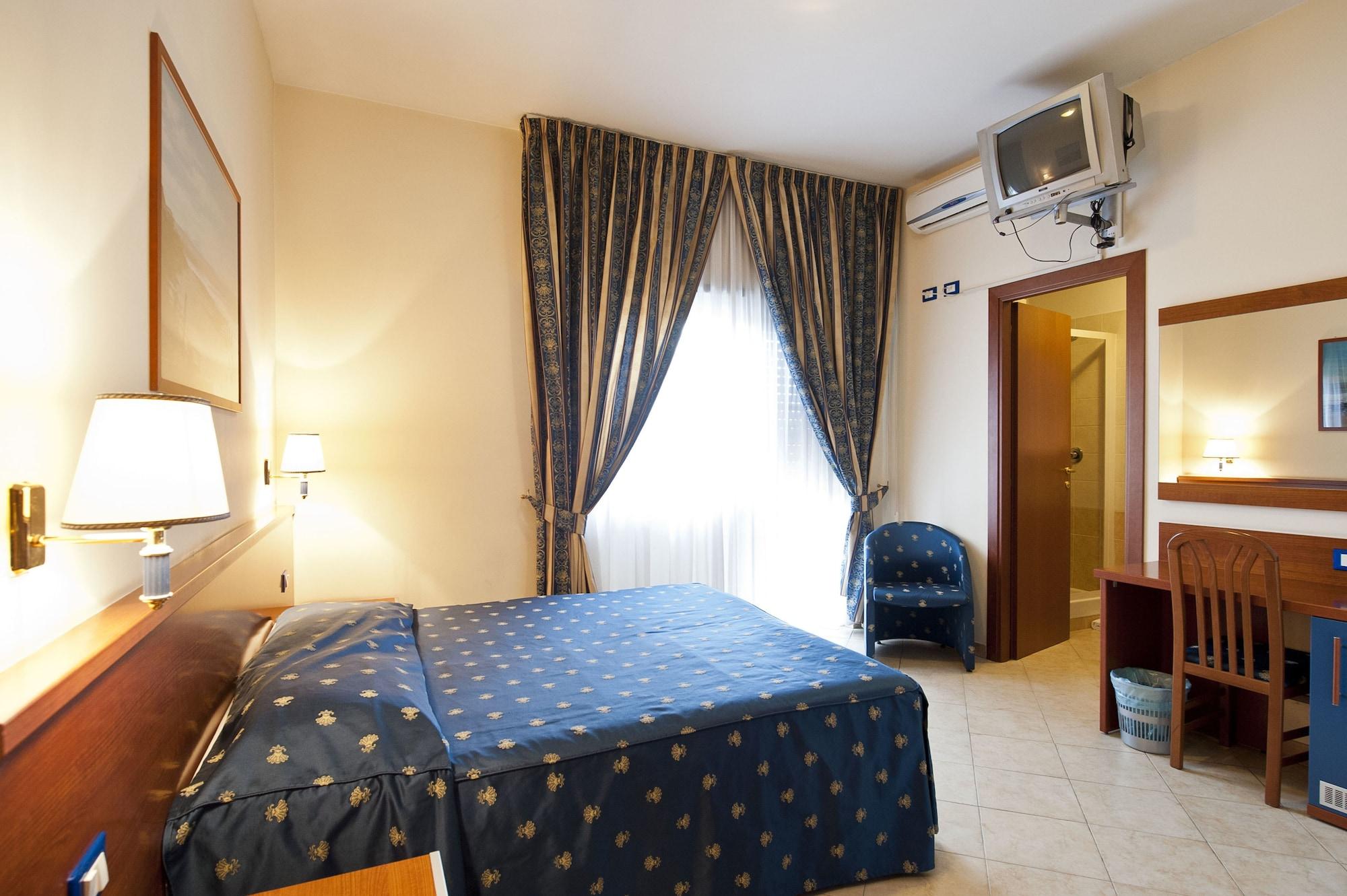 Hotel 4 Pini โรม ภายนอก รูปภาพ
