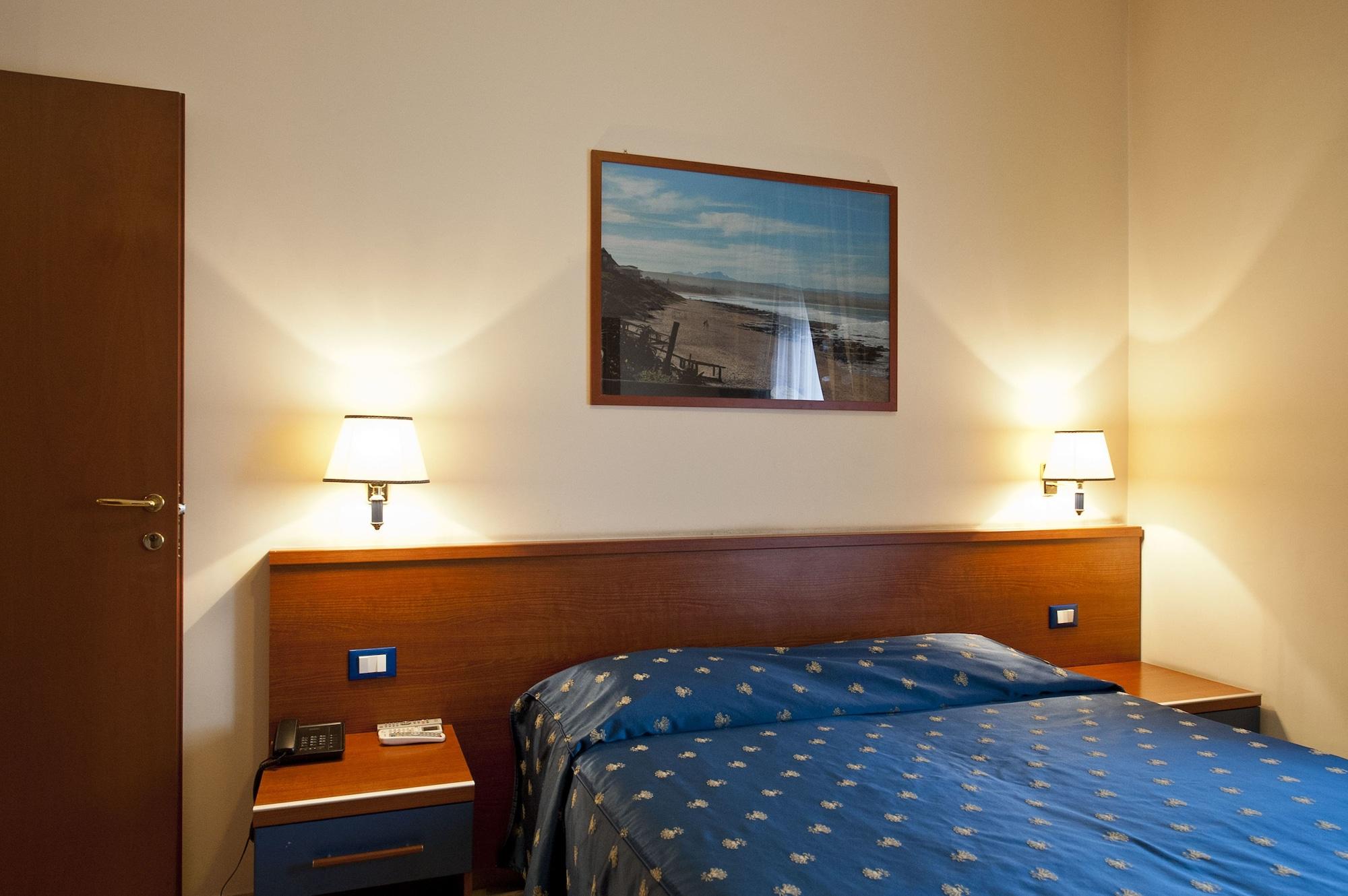 Hotel 4 Pini โรม ภายนอก รูปภาพ